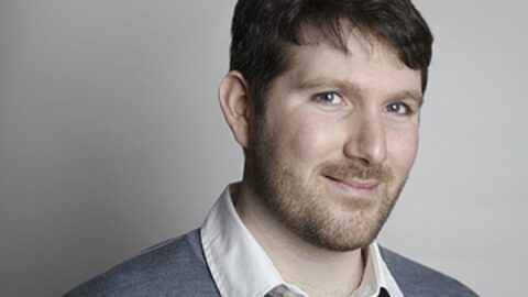 How Algorithms and Editors Can Work Together to Burst the "Filter Bubble"